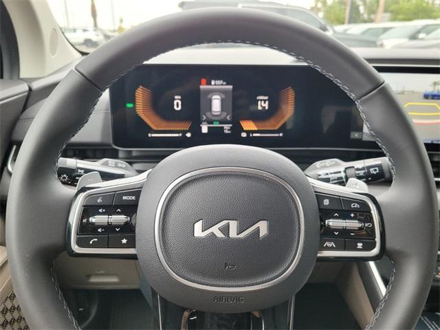 new 2026 Kia Carnival Hybrid car, priced at $42,035