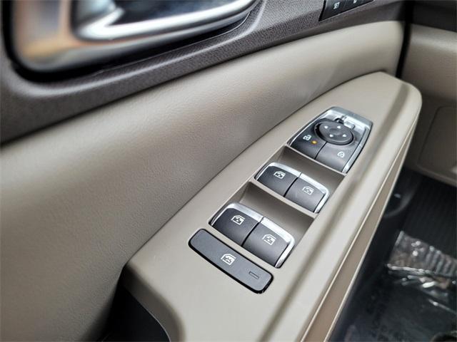 new 2026 Kia Carnival Hybrid car, priced at $42,035