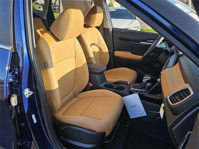 new 2025 Kia Seltos car, priced at $31,155