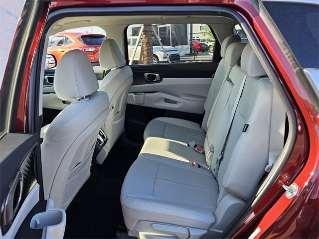 new 2025 Kia Sorento car, priced at $38,795