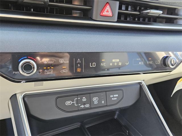 new 2025 Kia Carnival car, priced at $43,830