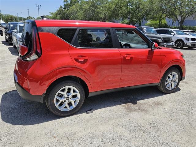 new 2025 Kia Soul car, priced at $24,560