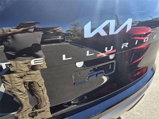 new 2025 Kia Telluride car, priced at $32,981