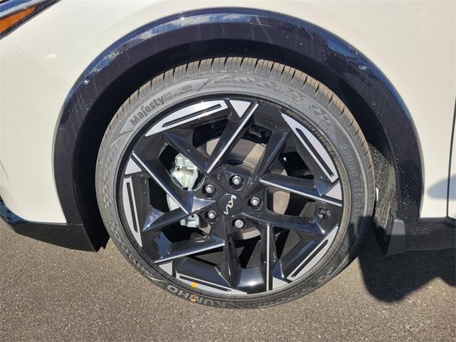 new 2025 Kia K4 car, priced at $27,002