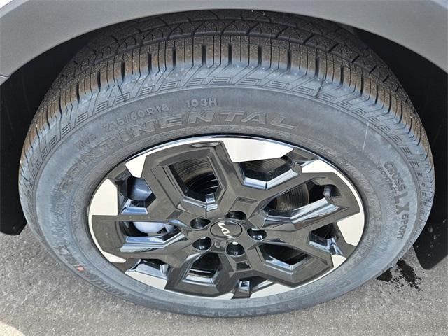 new 2025 Kia Sorento car, priced at $38,885