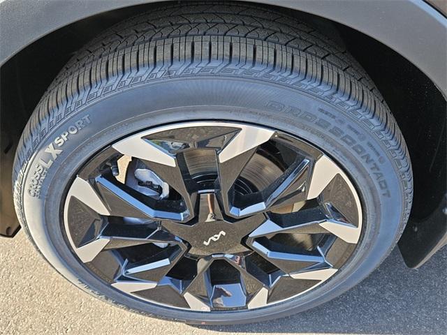 new 2025 Kia Sorento car, priced at $45,285