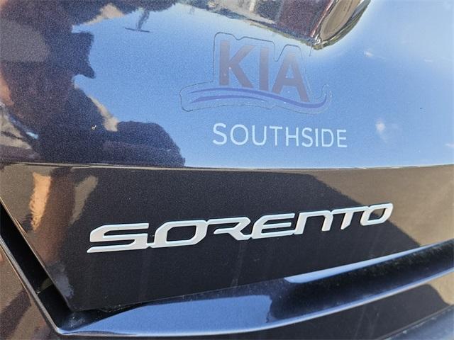 new 2025 Kia Sorento car, priced at $45,285