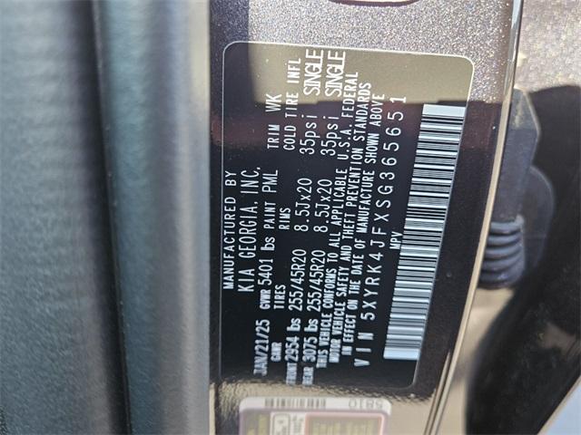 new 2025 Kia Sorento car, priced at $45,285