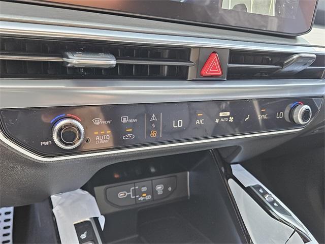 new 2026 Kia Sorento car, priced at $46,065