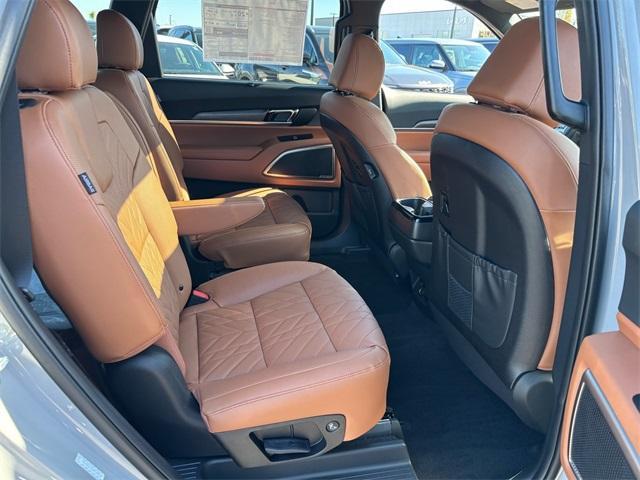 new 2025 Kia Telluride car, priced at $44,683