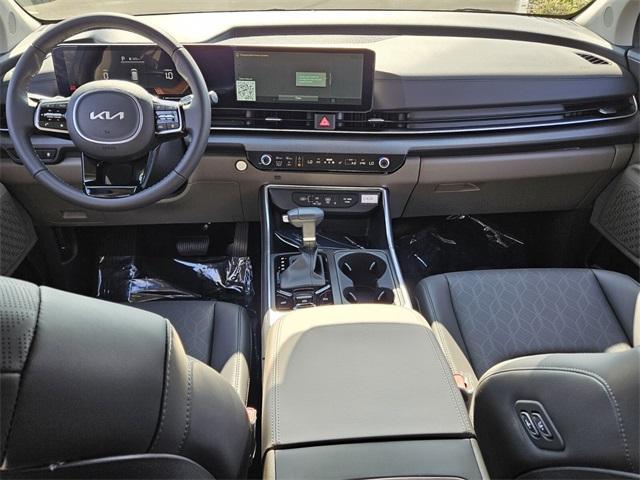 new 2026 Kia Carnival car, priced at $42,625