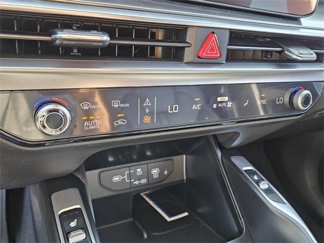 new 2025 Kia Sorento car, priced at $38,795