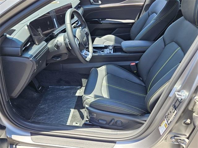 new 2025 Kia K5 car, priced at $35,125