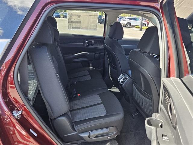 new 2025 Kia Sorento car, priced at $34,445