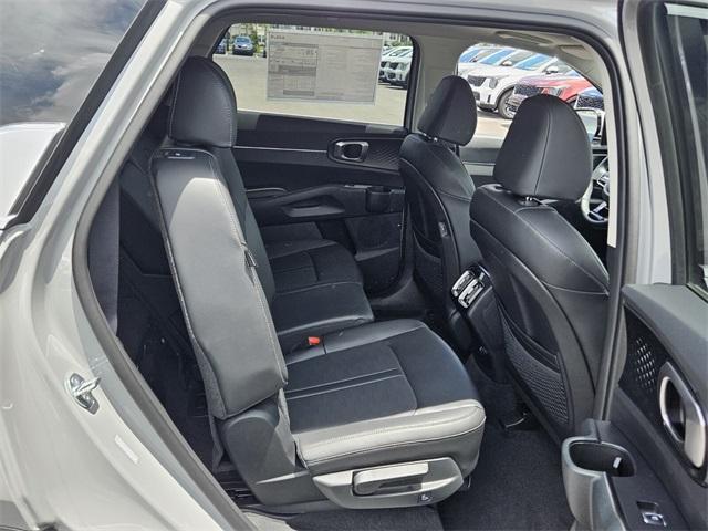 new 2025 Kia Sorento car, priced at $38,100
