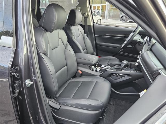 new 2025 Kia Telluride car, priced at $41,030