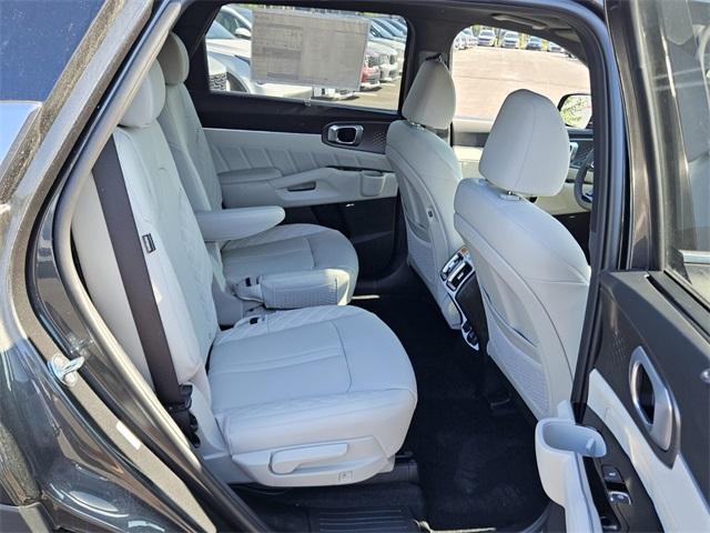 new 2025 Kia Sorento Hybrid car, priced at $48,265