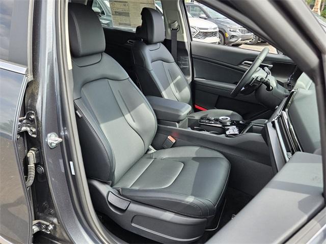 new 2025 Kia Sportage Hybrid car, priced at $35,660