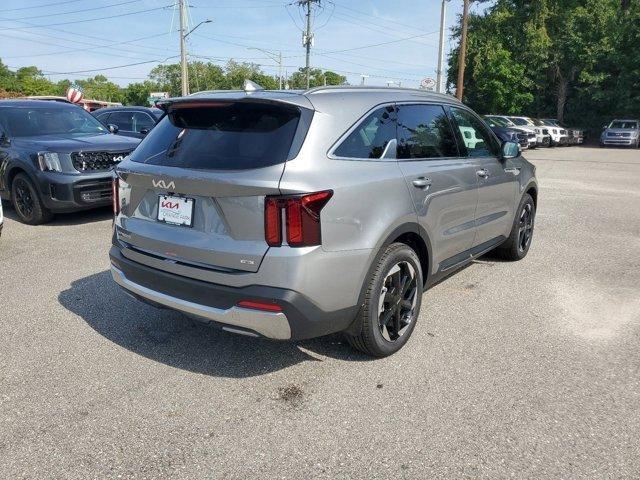 new 2025 Kia Sorento Hybrid car, priced at $43,390