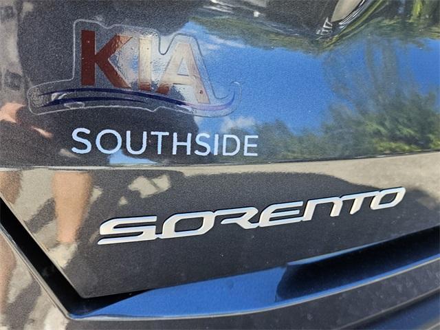 new 2025 Kia Sorento car, priced at $40,990