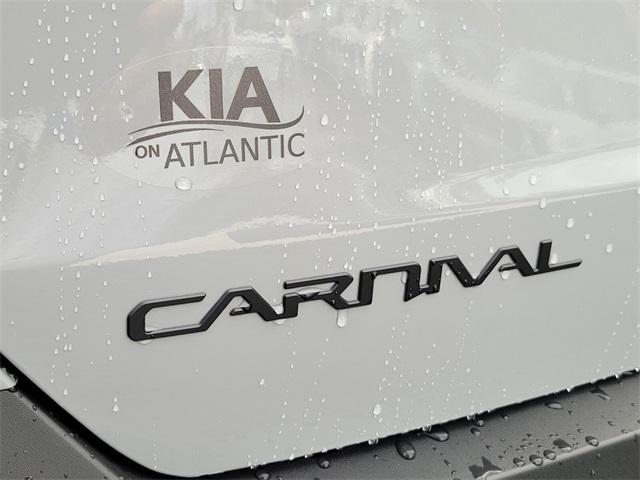 new 2026 Kia Carnival Hybrid car, priced at $55,365