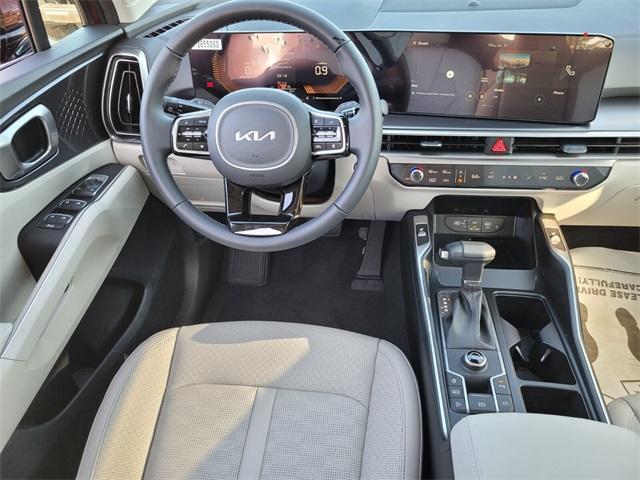 new 2025 Kia Sorento car, priced at $39,055