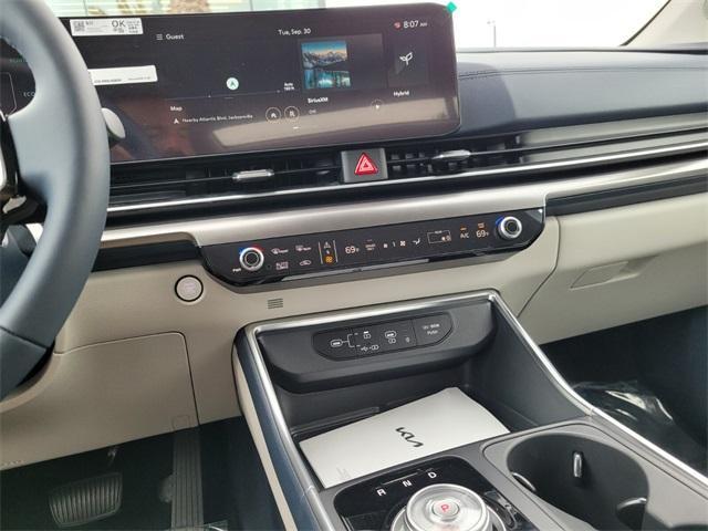 new 2026 Kia Carnival Hybrid car, priced at $51,097