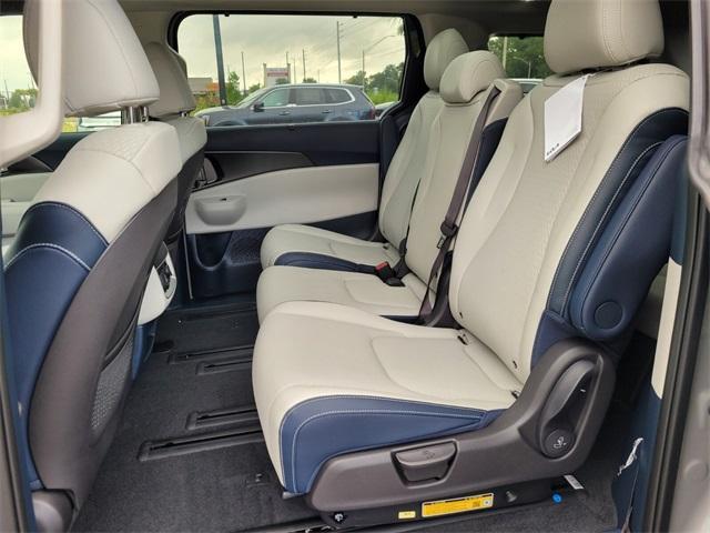 new 2026 Kia Carnival Hybrid car, priced at $51,097