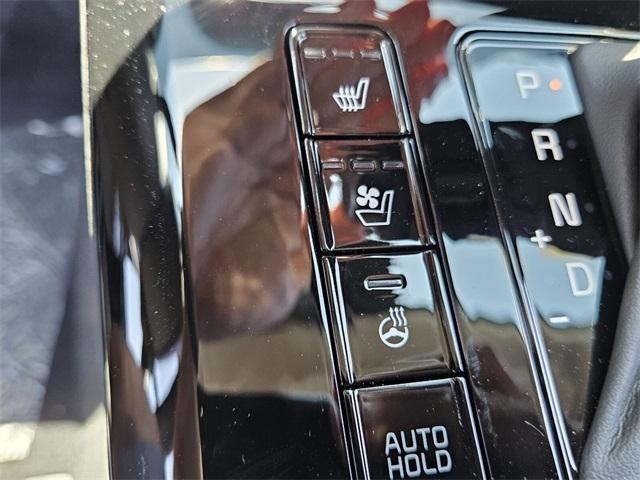 new 2025 Kia Niro car, priced at $36,960