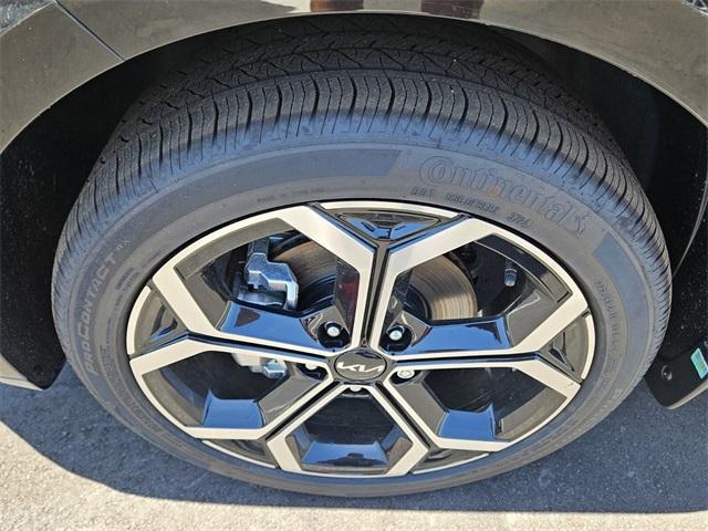 new 2025 Kia Niro car, priced at $36,960