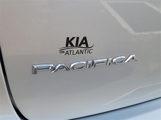 used 2024 Chrysler Pacifica car, priced at $41,891