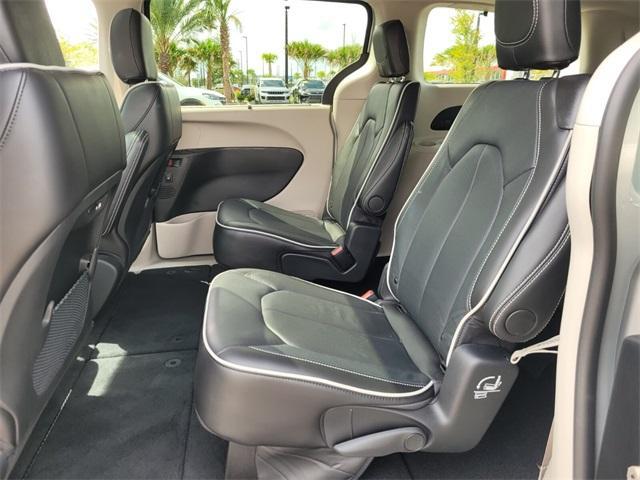 used 2024 Chrysler Pacifica car, priced at $41,891