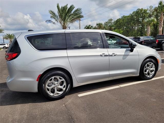 used 2024 Chrysler Pacifica car, priced at $41,891
