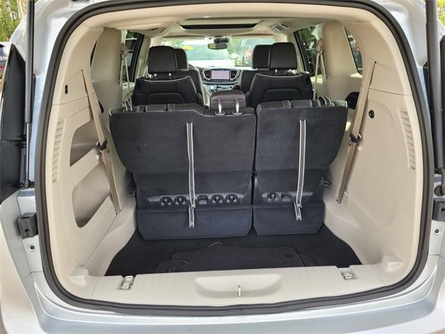 used 2024 Chrysler Pacifica car, priced at $41,891