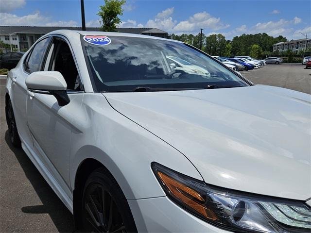 used 2024 Toyota Camry Hybrid car, priced at $32,891