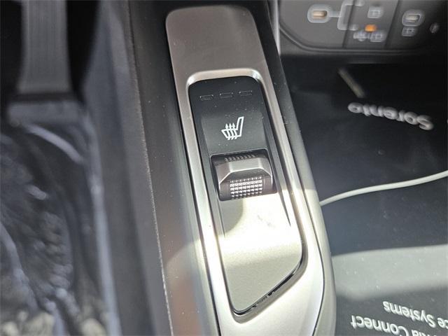 new 2025 Kia Sorento car, priced at $38,300