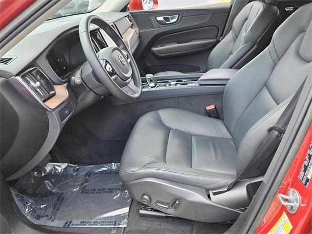 used 2023 Volvo XC60 car, priced at $31,891