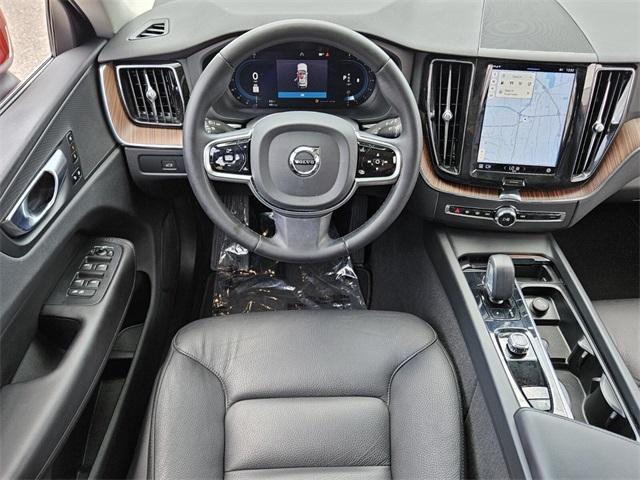 used 2023 Volvo XC60 car, priced at $31,891