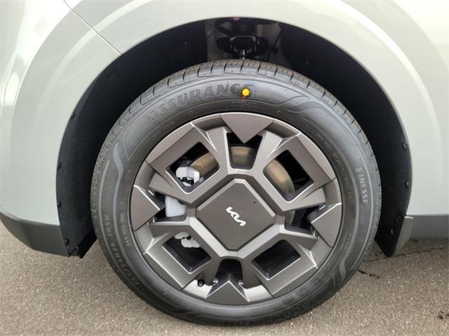 new 2026 Kia Carnival Hybrid car, priced at $42,847