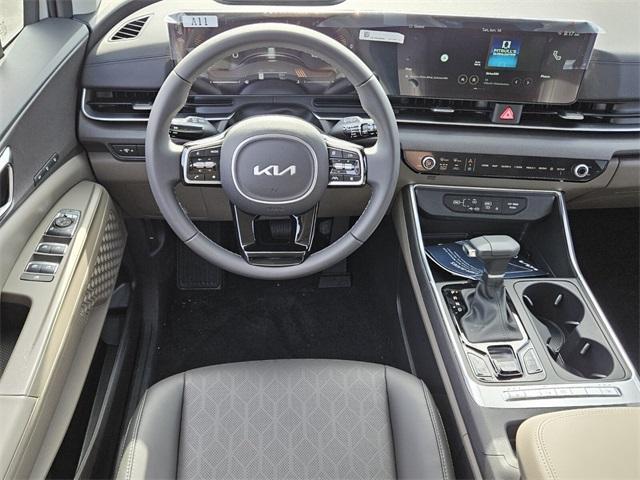 new 2025 Kia Carnival car, priced at $43,200