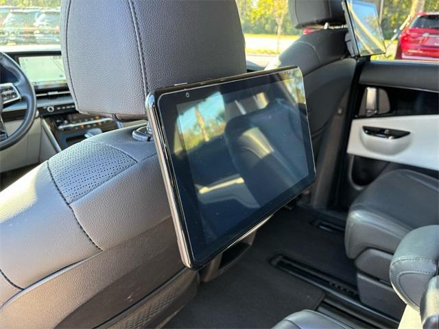 used 2024 Kia Carnival car, priced at $39,891