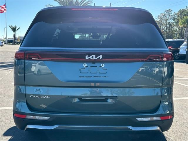 used 2024 Kia Carnival car, priced at $39,891