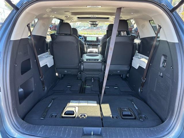 used 2024 Kia Carnival car, priced at $39,891