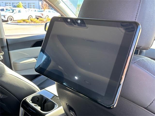 used 2024 Kia Carnival car, priced at $39,891