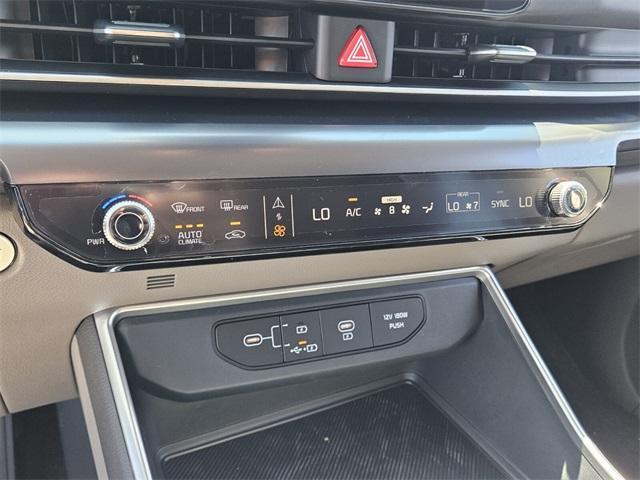 new 2026 Kia Carnival car, priced at $41,515