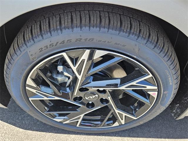 new 2025 Kia K5 car, priced at $32,715