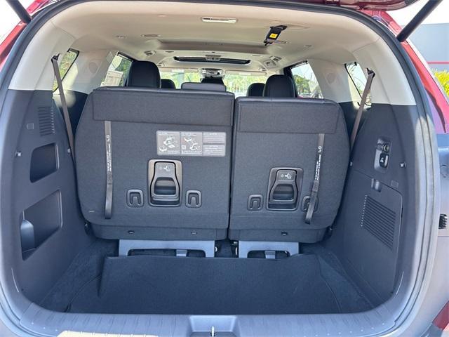 new 2025 Kia Carnival Hybrid car, priced at $50,115