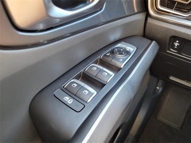 new 2026 Kia Sorento car, priced at $30,177