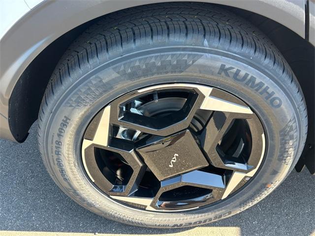 new 2026 Kia Sportage car, priced at $30,949