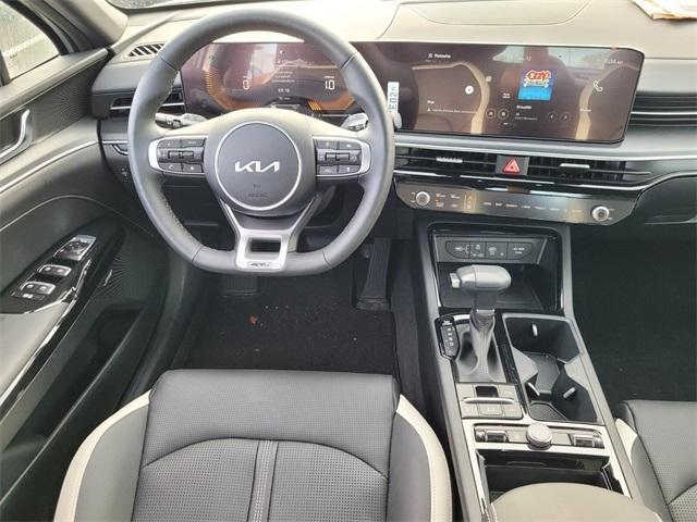 new 2025 Kia K5 car, priced at $33,645